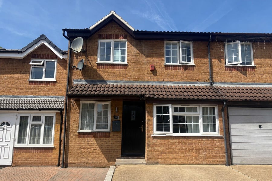 Lowestoft Drive, Slough