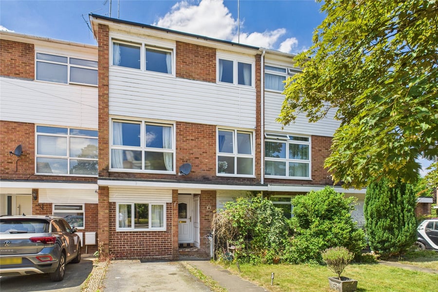Boulters Court, Maidenhead