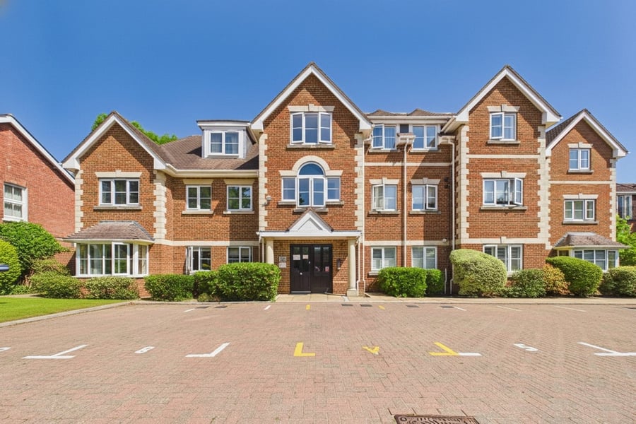 Heron Court, Sandhurst