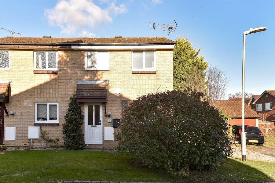Theal Close, Sandhurst