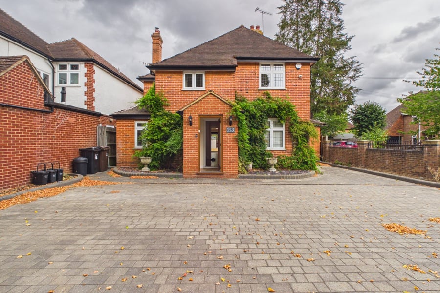 Betchworth Avenue, Reading