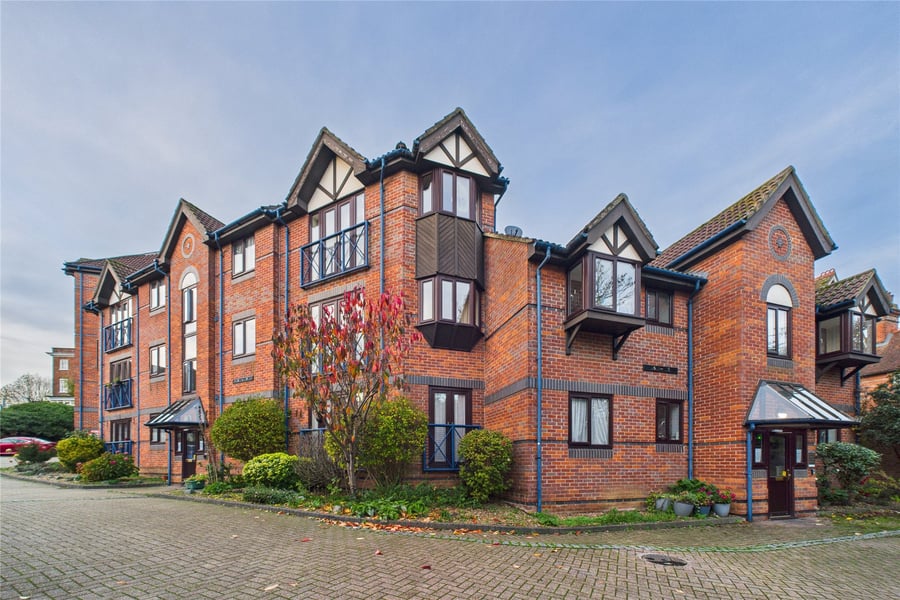 Talbot Court, Reading