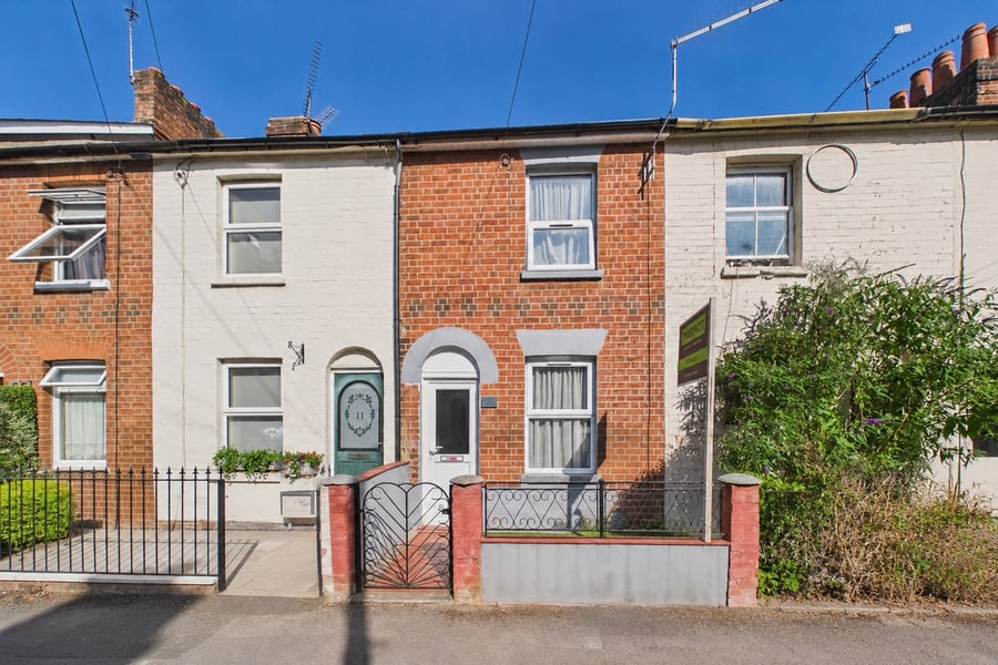 Montague Street, Reading