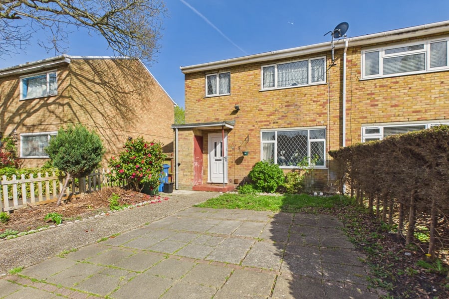 Cambridge Road, Sandhurst