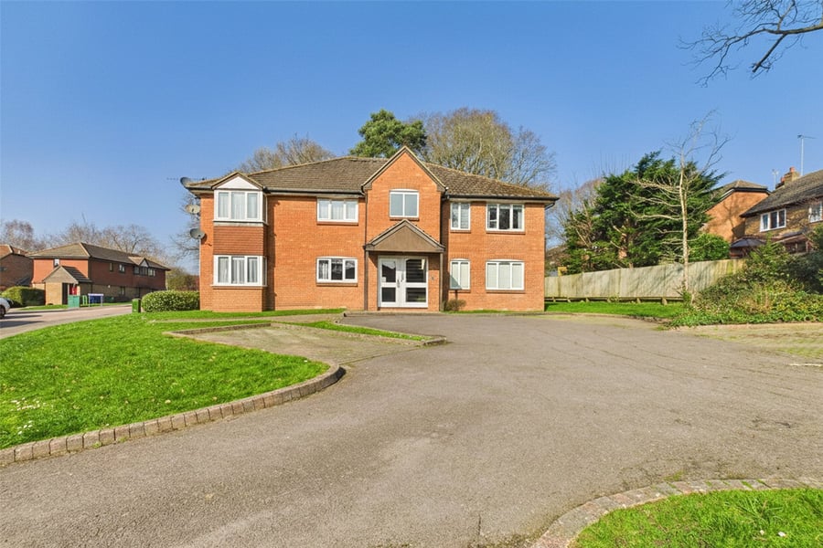 Horatio Avenue, Warfield