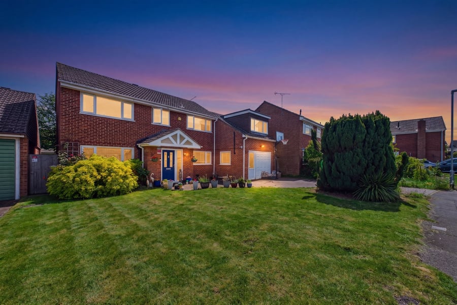 Annesley Gardens, Wokingham