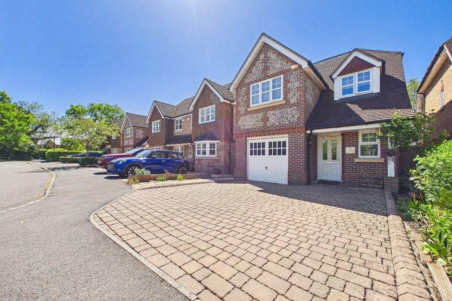 Williamson Close, Wokingham