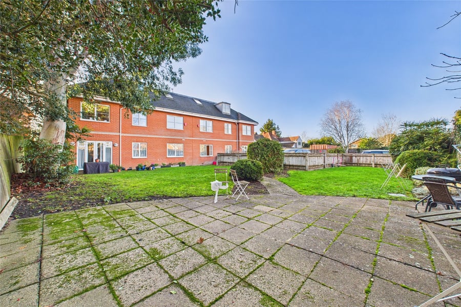 Reading Road, Wokingham