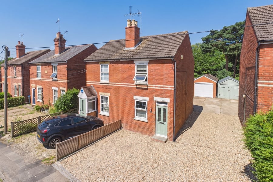 Coronation Cottages, Hurst