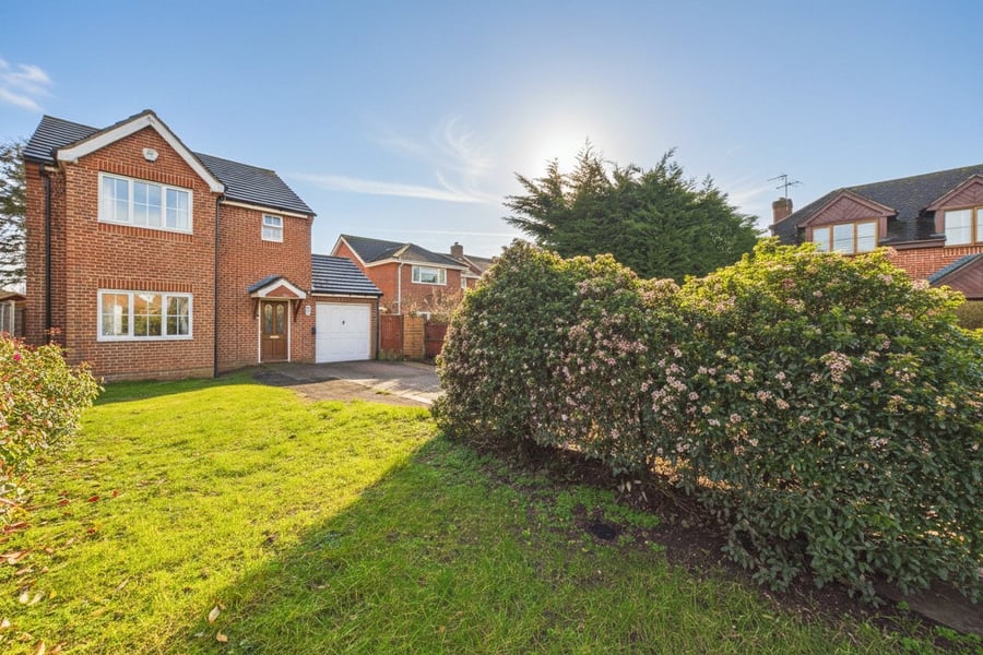 Arne Close, Winnersh