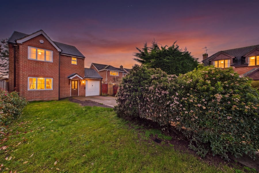 Arne Close, Winnersh