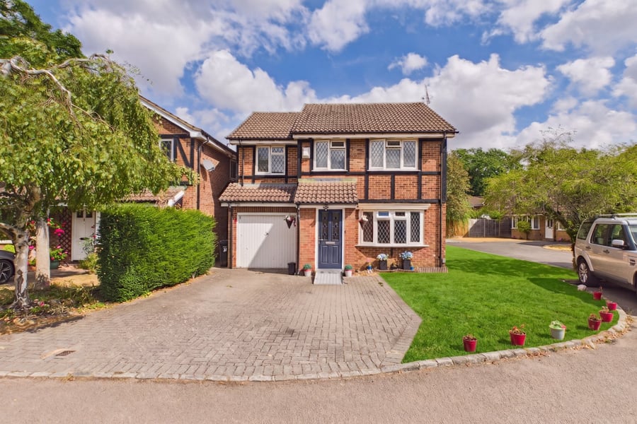 Grasmere Close, Wokingham