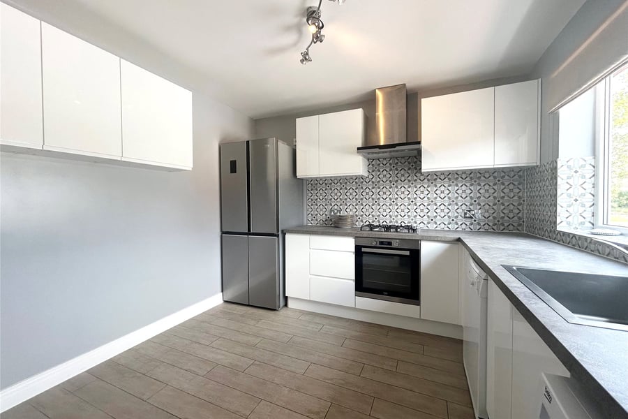 Valley Crescent, Wokingham