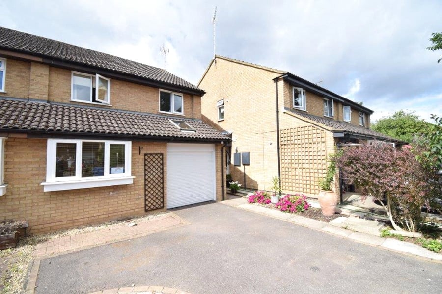 Mercury Avenue, Wokingham