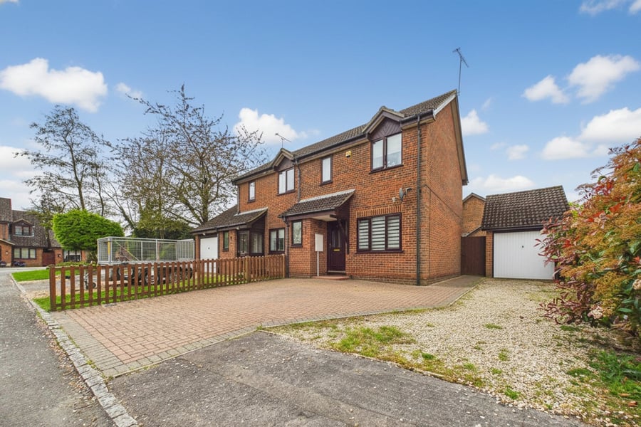 Isis Close, Wokingham