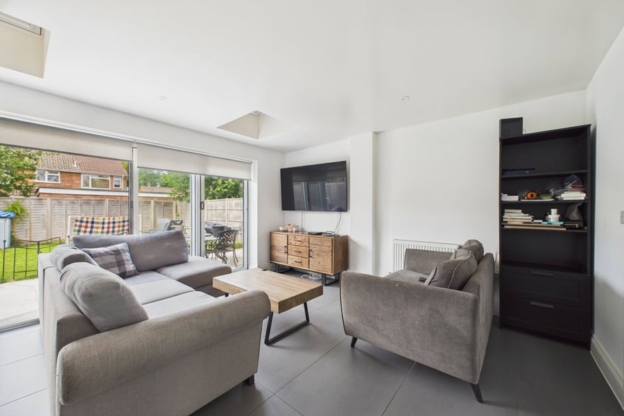 Valley Crescent, Wokingham