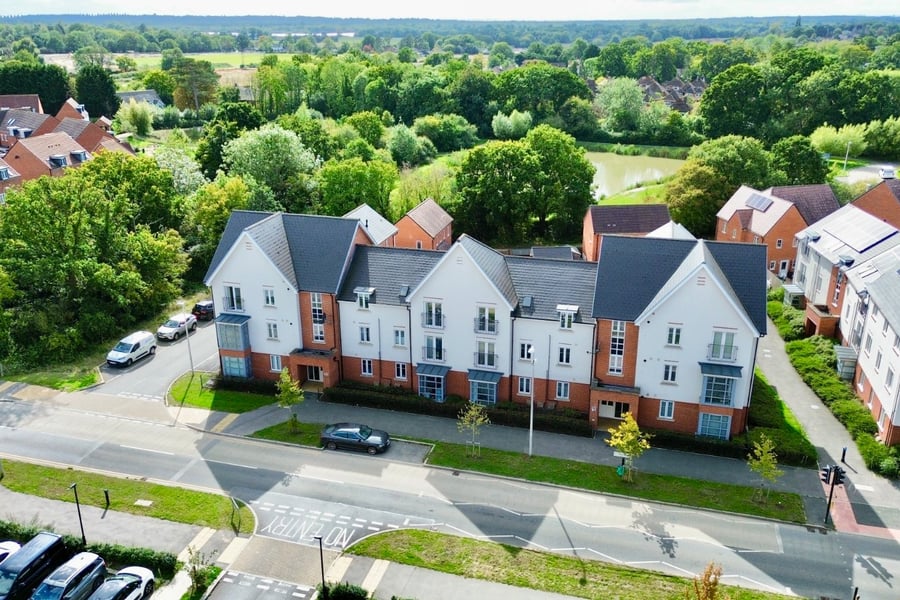 William Heelas Way, Wokingham