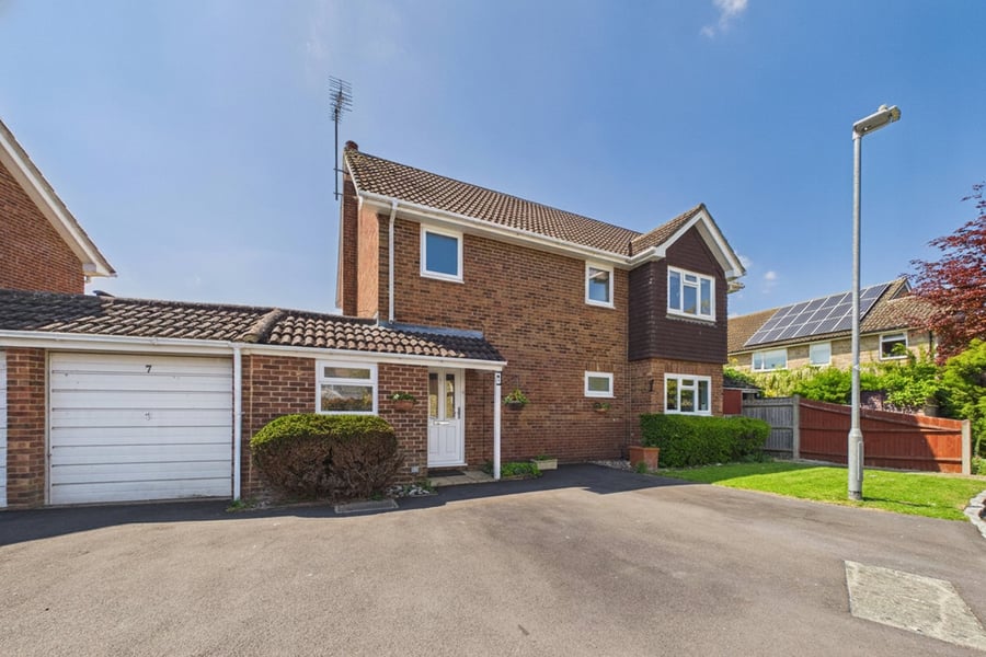 Chaucer Close, Wokingham