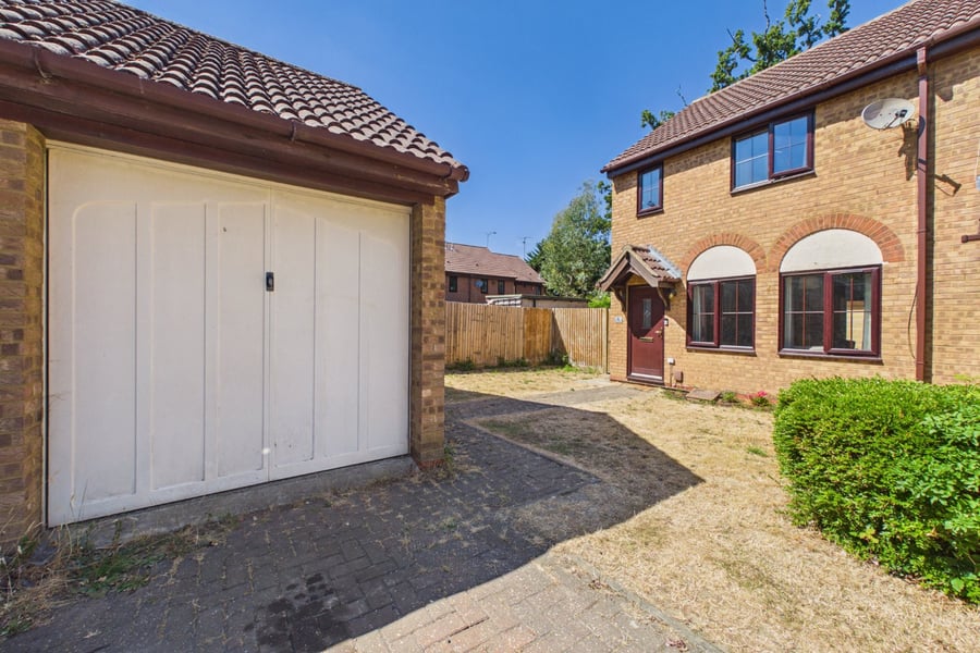 Webb Court, Wokingham